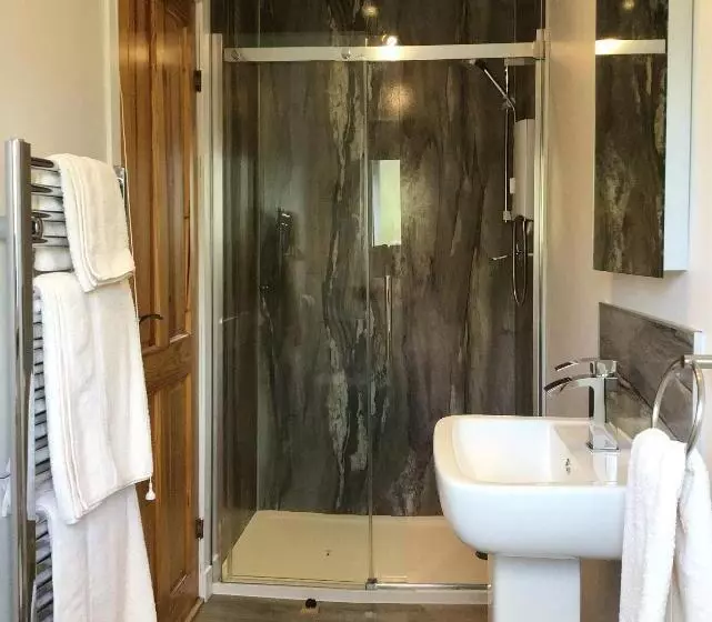 Aamiaismajoitus (B&B) Inbhir