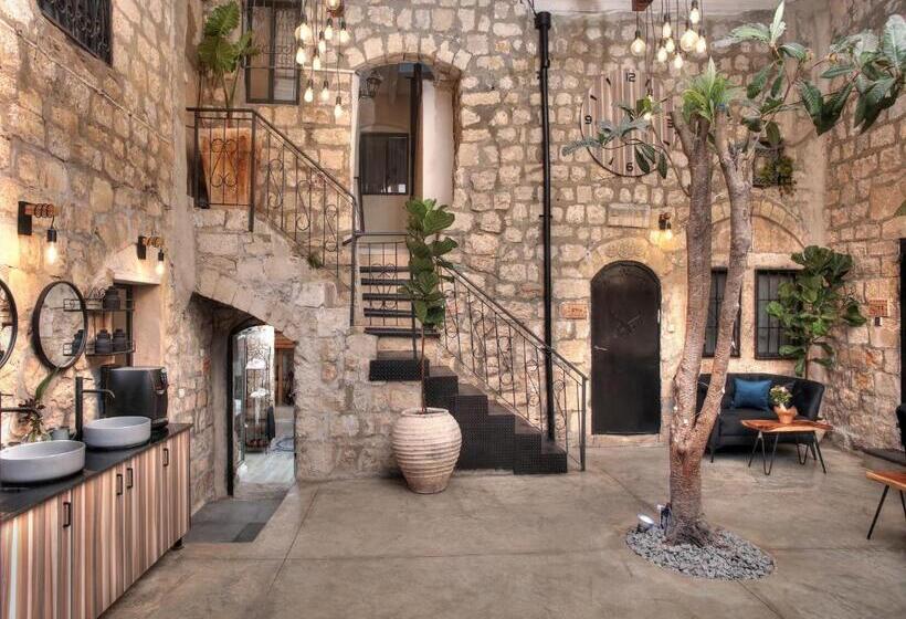 Hotelli אבני החושן   סוויטות יוקרה בצפת העתיקה   Avnei Hachoshen   Luxury Suites In The Old City