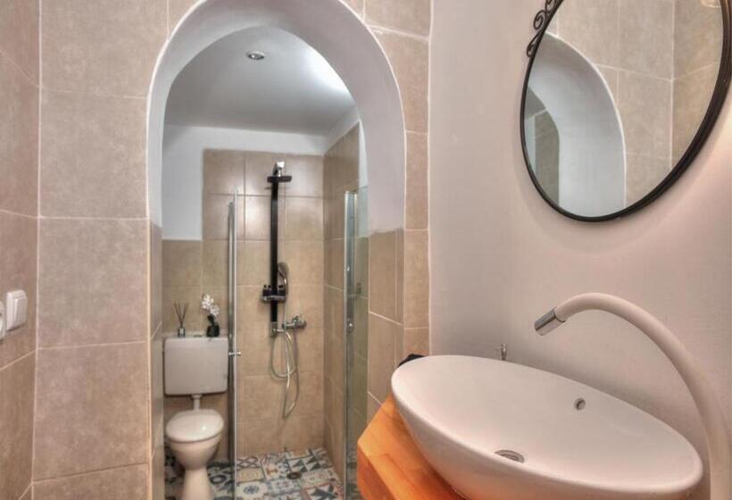 Hotelli אבני החושן   סוויטות יוקרה בצפת העתיקה   Avnei Hachoshen   Luxury Suites In The Old City