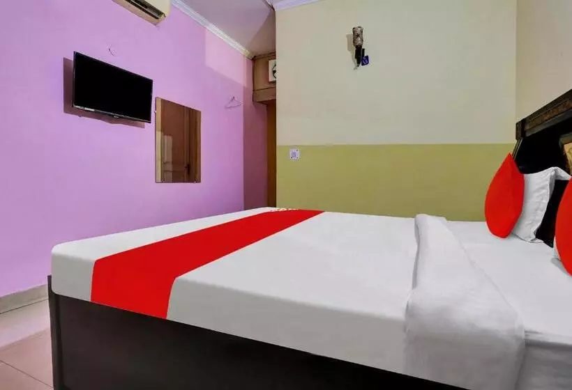 هتل O Abhishek Residency