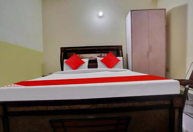 هتل O Abhishek Residency