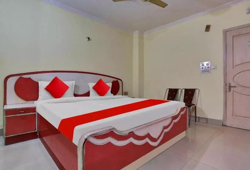 هتل O Abhishek Residency