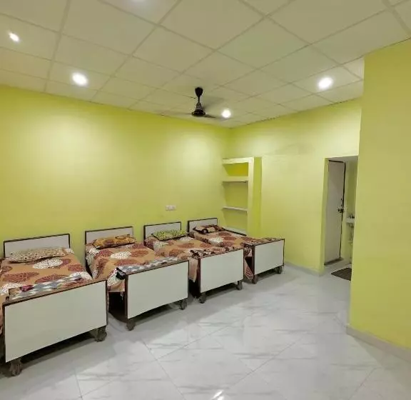 Hotel Tathastu