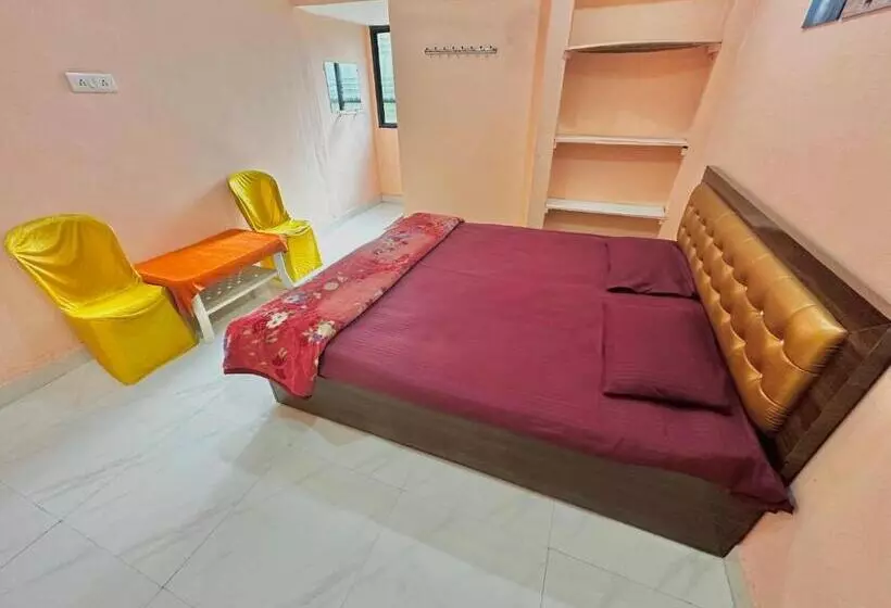 Hotel Tathastu