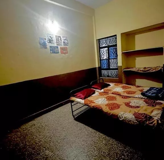 Hotel Tathastu