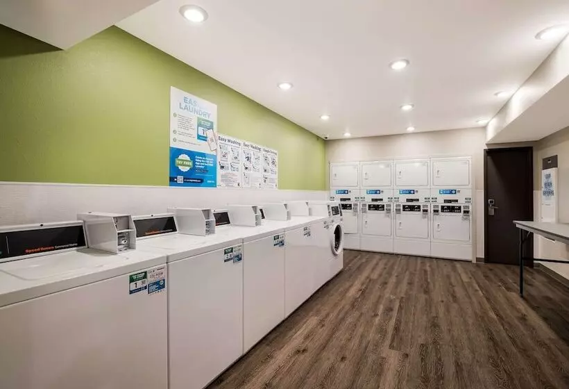 Hotelli Woodspring Suites Moreno Valley