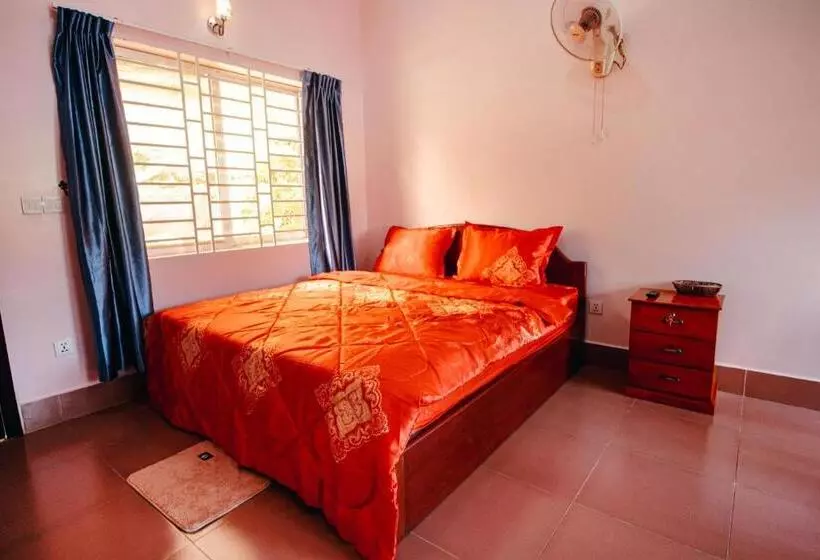 پانسیون Lea S Guesthouse And Restaurant