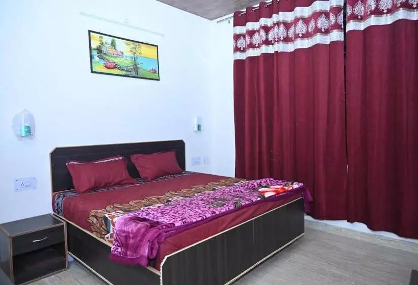 ペンション Eminence Resort & Gym