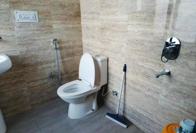 ペンション Eminence Resort & Gym