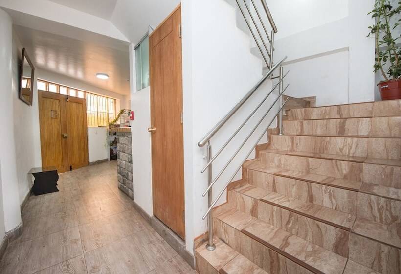 Qoripunku Villa Militar