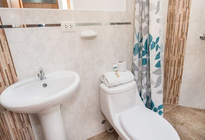 Qoripunku Villa Militar