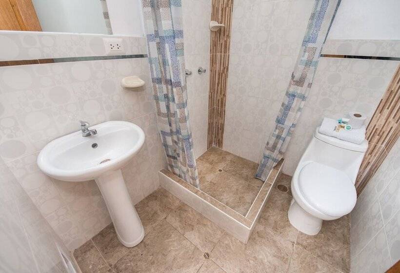 Qoripunku Villa Militar