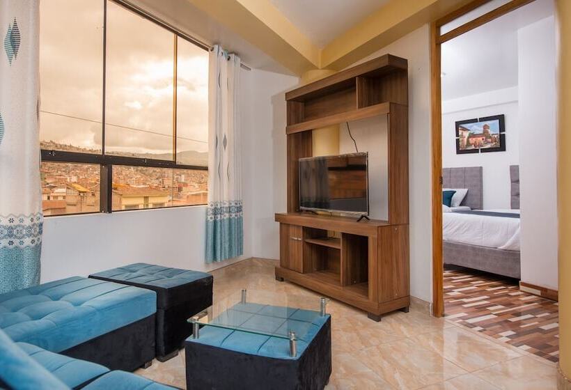 Qoripunku Villa Militar