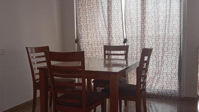 تختخواب و صبحانه P N A Apartments   Manpada