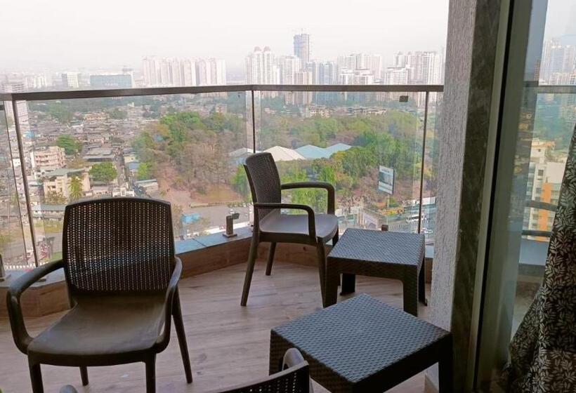 تختخواب و صبحانه P N A Apartments   Manpada