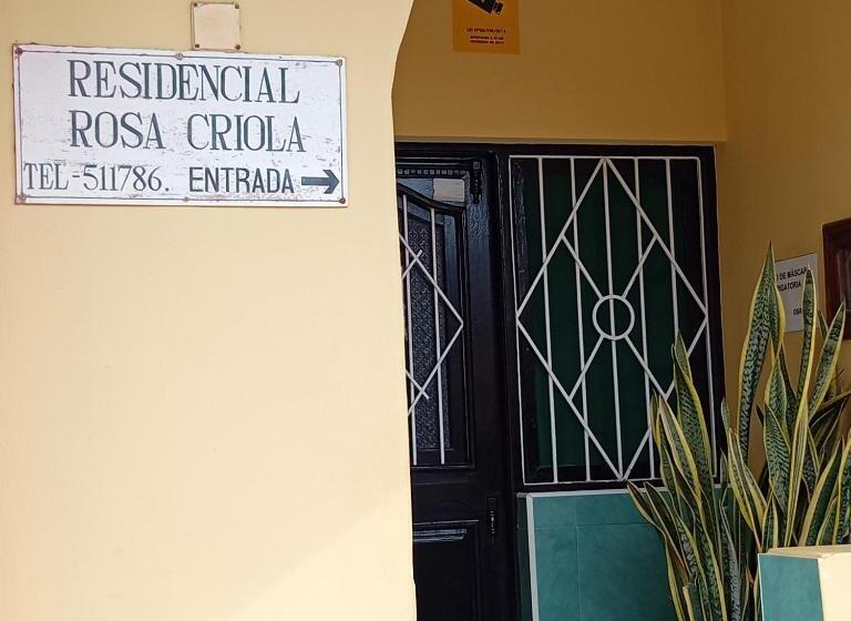 Bed & Breakfast Residencial Rosa Criola