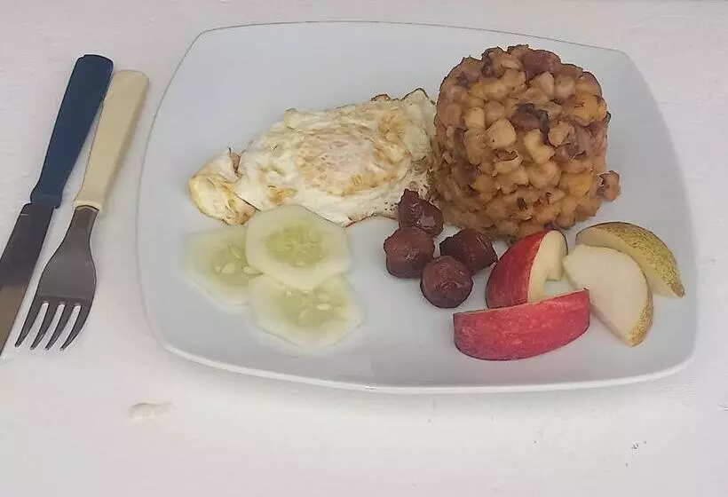 تختخواب و صبحانه Residencial Rosa Criola