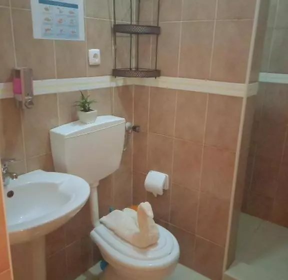 تختخواب و صبحانه Residencial Rosa Criola