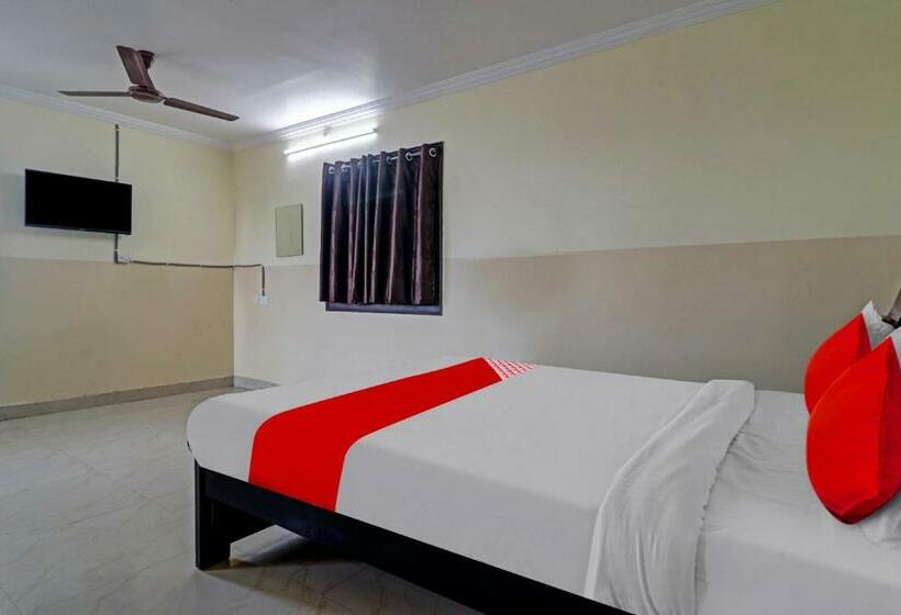 هتل Oyo Flagship 81345 Ak Grand