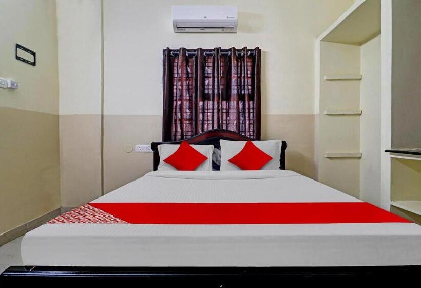 هتل Oyo Flagship 81345 Ak Grand