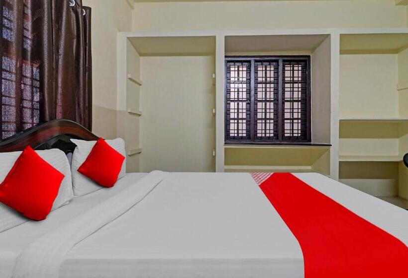 هتل Oyo Flagship 81345 Ak Grand