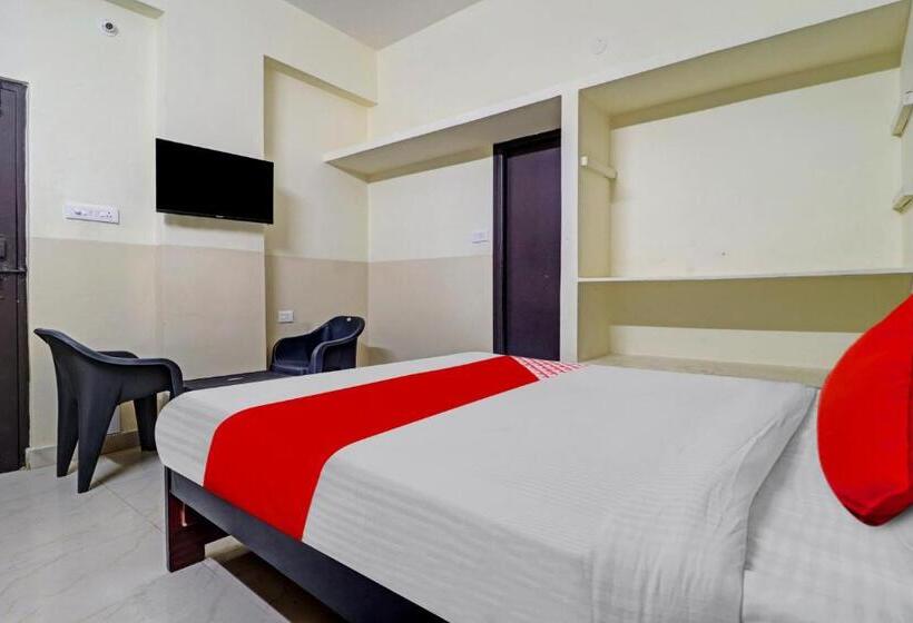 هتل Oyo Flagship 81345 Ak Grand