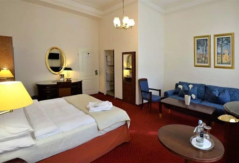 Hotelli Am Kochbrunnen