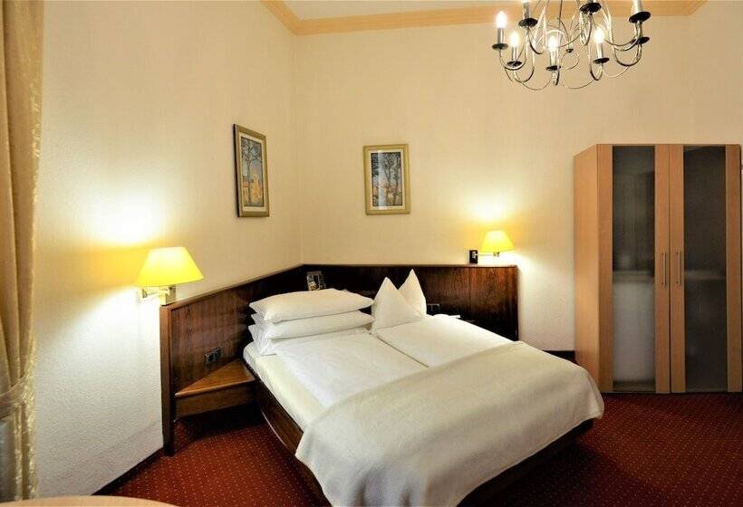 호텔 Am Kochbrunnen