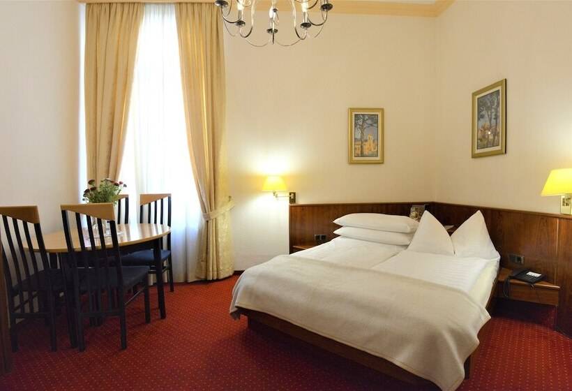 호텔 Am Kochbrunnen