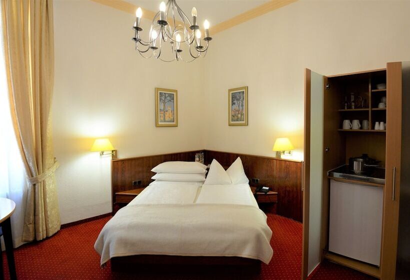 호텔 Am Kochbrunnen