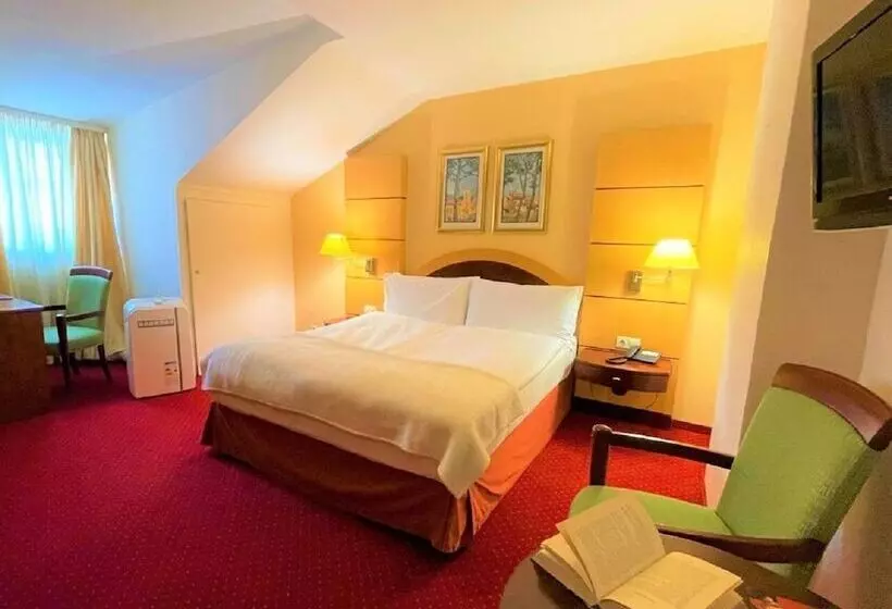 Hotelli Am Kochbrunnen