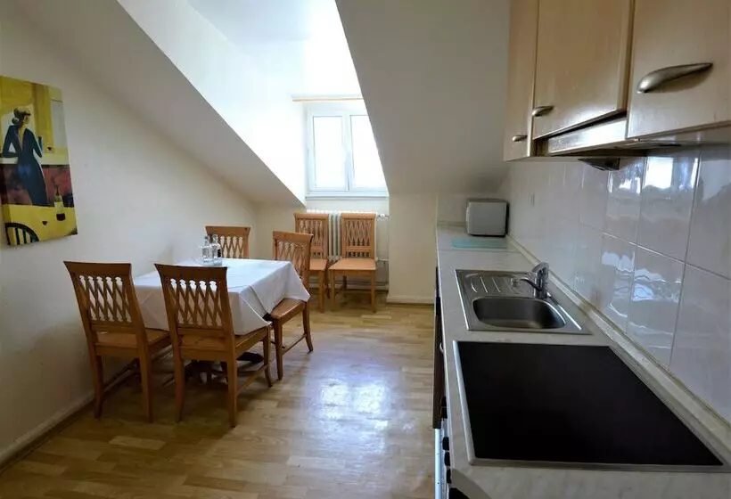 Hotelli Am Kochbrunnen