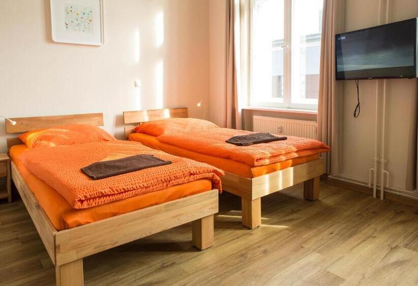 فندق Apartmentpension Am Stadtschloss