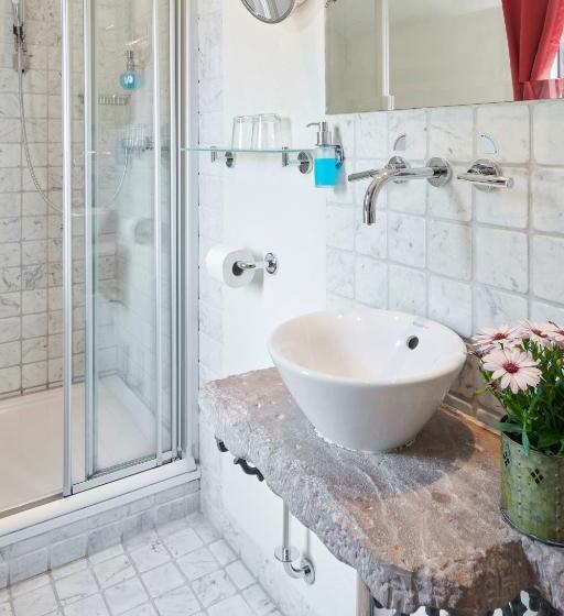 בית מלון כפרי Der Grischäfer