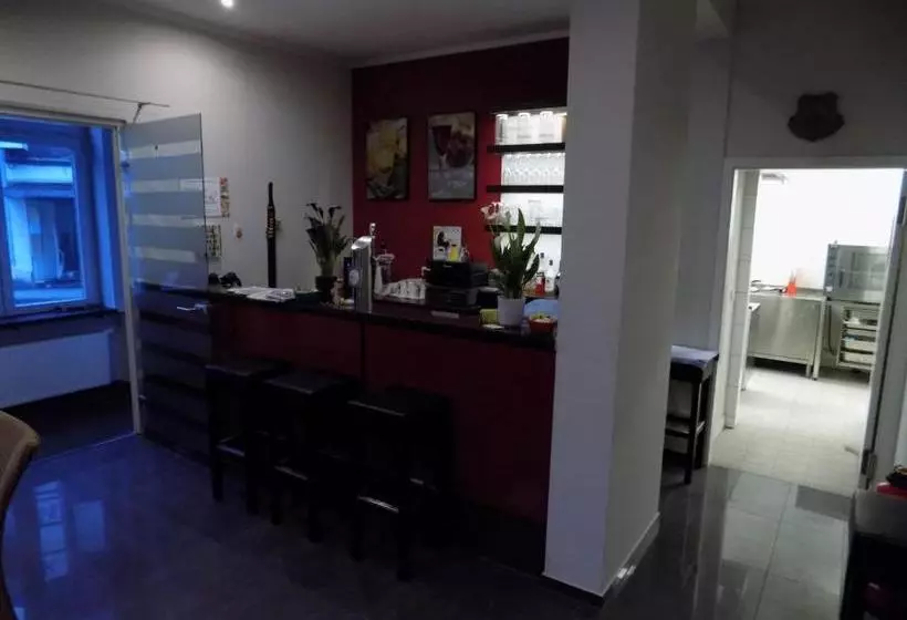 Hotelli Garni Eifeler Hof Mayen