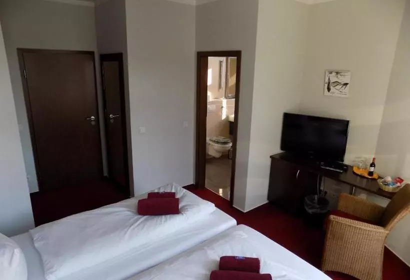 Hotelli Garni Eifeler Hof Mayen