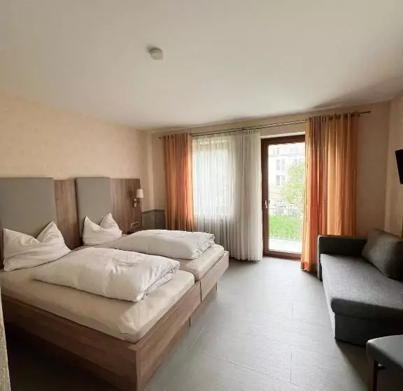 Hotelli Garni Illertal