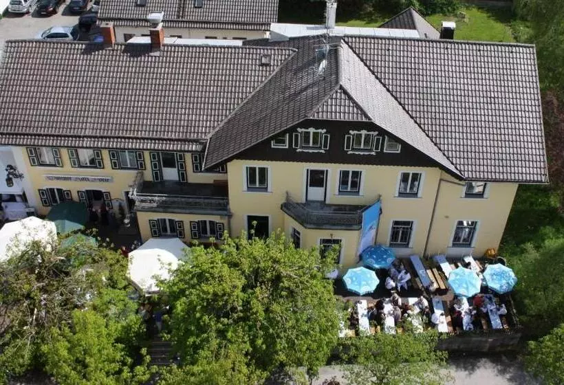 Hotelli Gasthaus Poelt