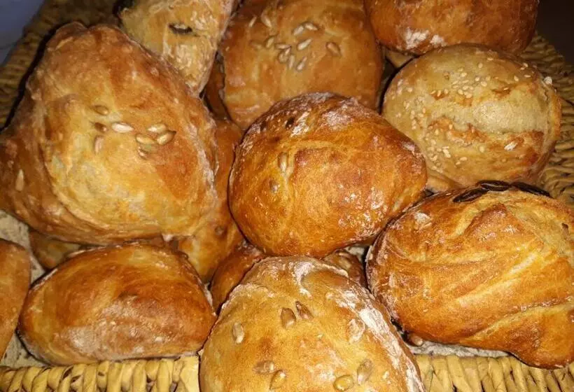 Hotelli Gasthaus Zum Engel