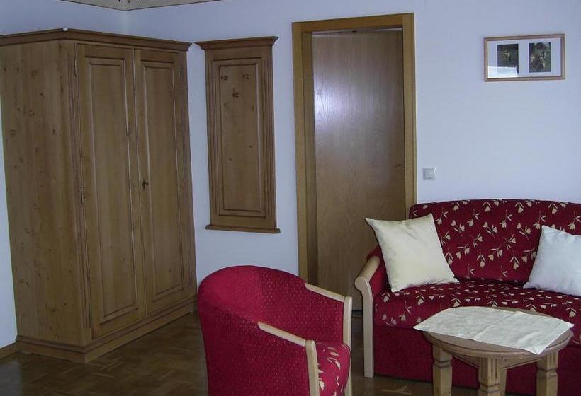 בית מלון כפרי Gasthaus Zum Schwanen