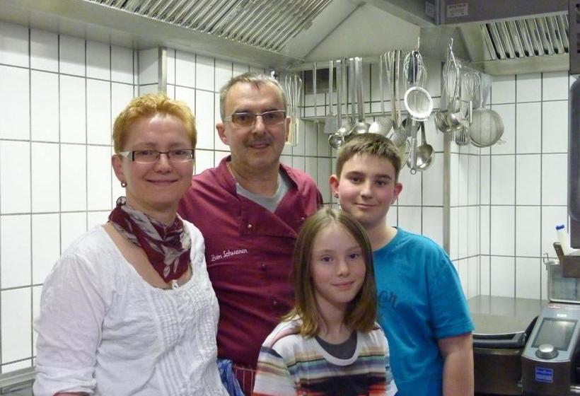 בית מלון כפרי Gasthaus Zum Schwanen