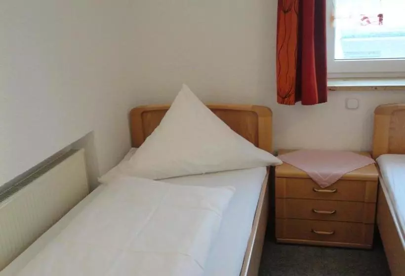 Hotelli Gasthof Reif