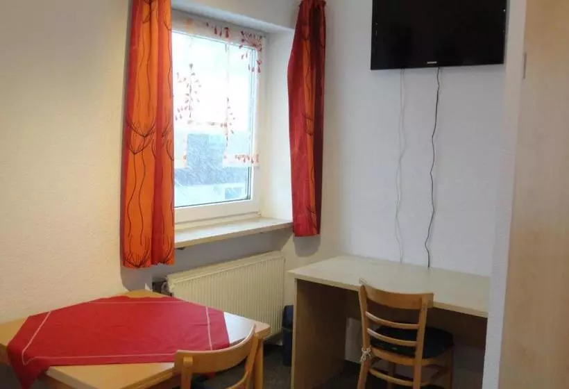 Hotelli Gasthof Reif