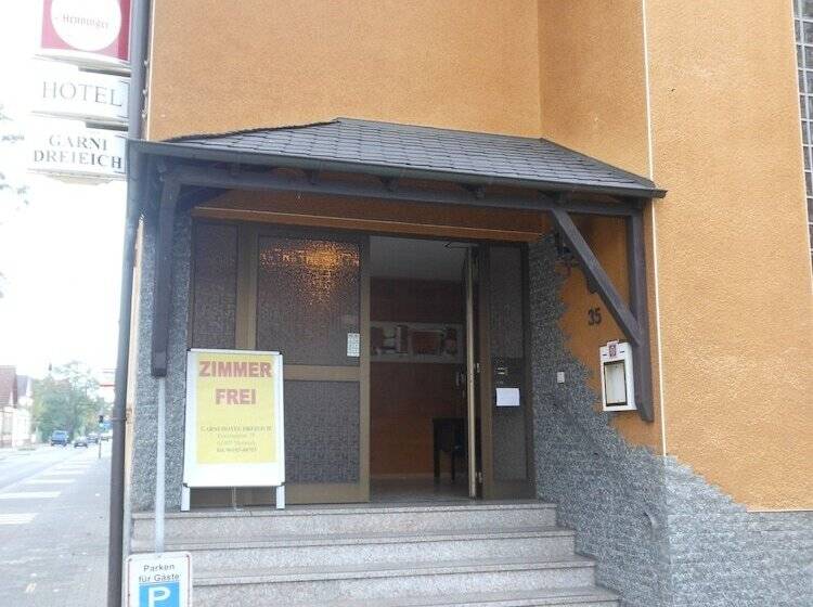 בית מלון כפרי Henry