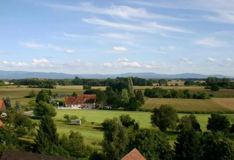 Hotelli La Provence Garni