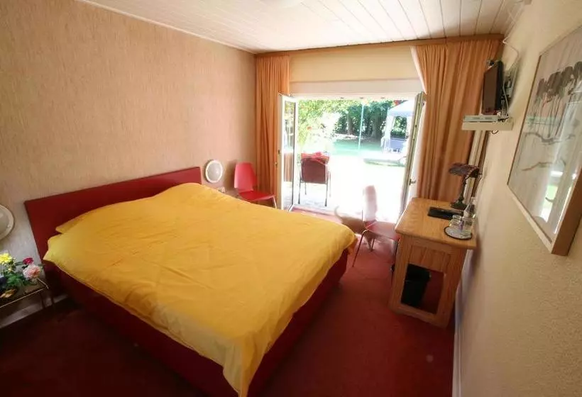 Hotelli La Provence Garni