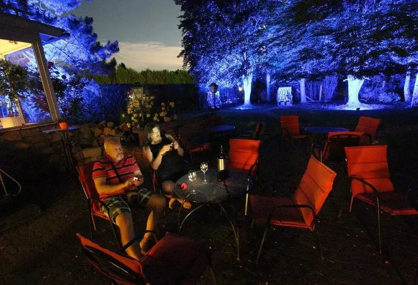 Hotelli La Provence Garni