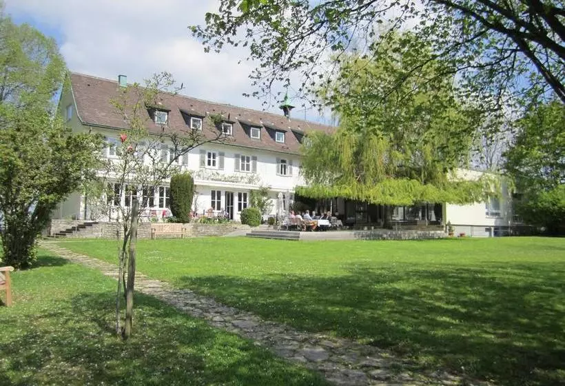 Hotelli Landgut Burg Gmbh