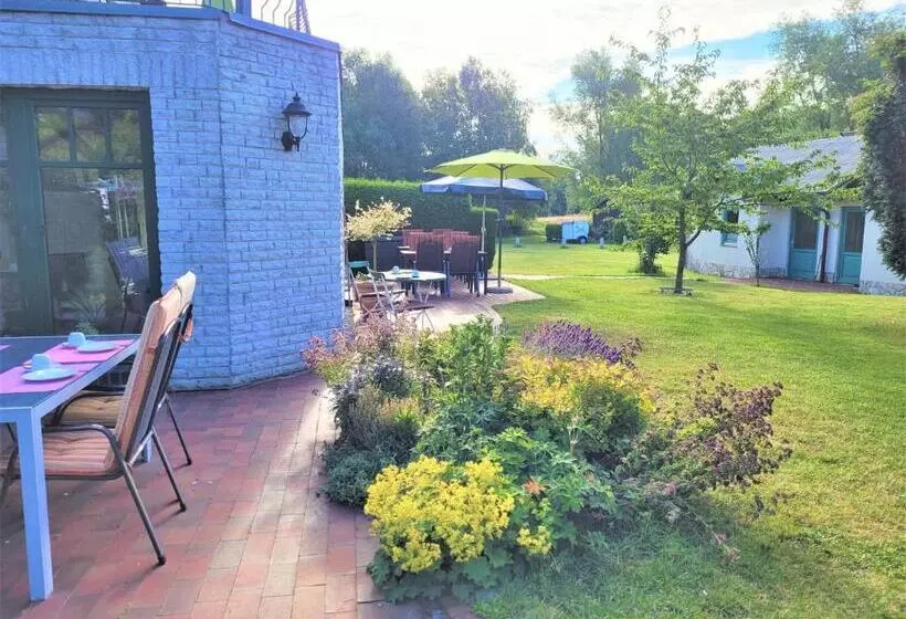 Hotelli Pension Landhaus Teichgraf