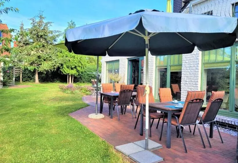 Hotelli Pension Landhaus Teichgraf